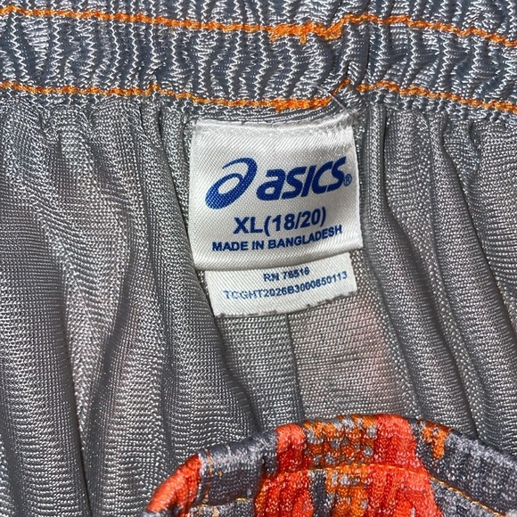 ASICS - Picture 3 of 7
